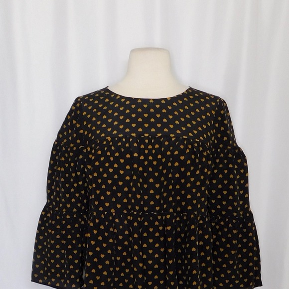 MADEWELL Silk Black Gold Heart Flip Button Back Tiered Top Blouse X-Small - Picture 4 of 16